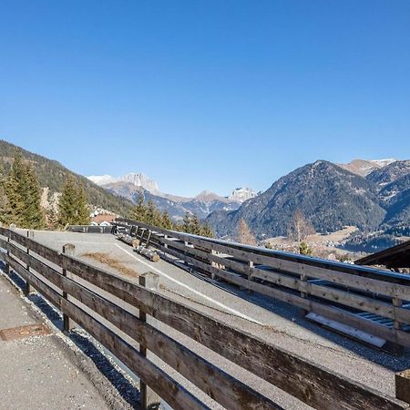 Villa Mazzel - Cima 12 Vigo di Fassa Bagian luar foto
