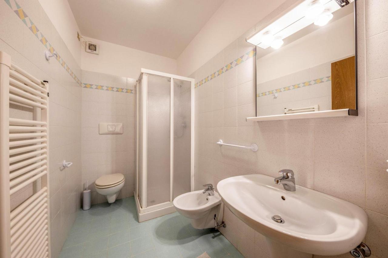 Villa Mazzel - Cima 12 Vigo di Fassa Bagian luar foto