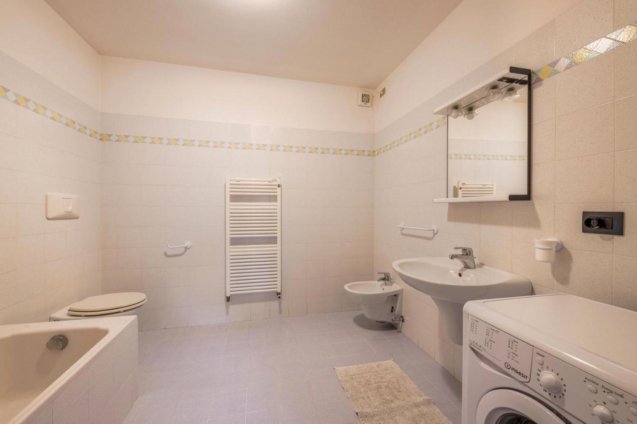 Villa Mazzel - Cima 12 Vigo di Fassa Bagian luar foto